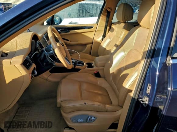 ✅ 2015 Porsche Macan S • VIN: WP1AB2A58FLB73520 • Лот: 94669835. Опубликован ранее на Copart с пробегом 92 350 миль. Бесплатный доступ к архиву аукционных продаж из США и подробный отчёт об истории автомобиля на DreamBid. Изображение 7.