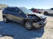 ✅ 2014 Jeep Cherokee Latitude • VIN: 1C4PJMCBXEW151724 • Lot: 55558045. Wystawiony na Copart z przebiegiem 149 455 mil. Bezpłatny archiwum sprzedaży aukcyjnych z USA i szczegółowy raport historii pojazdu na DreamBid. Zdjęcie 4.