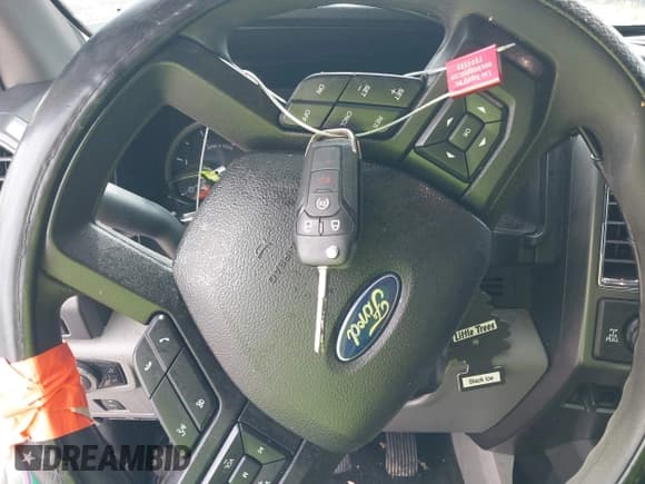 ✅ 2017 Ford F-250 Lariat • VIN: 1FT7W2BT7HED14761 • Lot: 42828423. Wystawiony na IAAI z przebiegiem 142 623 mil. Bezpłatny archiwum sprzedaży aukcyjnych z USA i szczegółowy raport historii pojazdu na DreamBid. Zdjęcie 11.