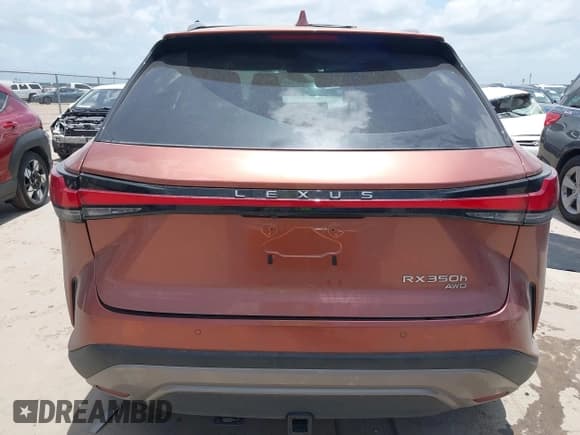 ✅ 2024 Lexus RX 350h • VIN: 2T2BBMCAXRC054497 • Лот: 42551236. Опубликован ранее на IAAI с пробегом 9 344 миль. Бесплатный доступ к архиву аукционных продаж из США и подробный отчёт об истории автомобиля на DreamBid. Изображение 15.