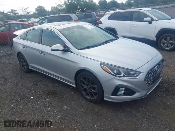 2018 Hyundai Sonata Limited with VIN 5NPE34AB2JH634998, listed as a IAAI auction lot 42862159 with 115,675 mi miles and . Bid and sale history available at DreamBid. Image 1.