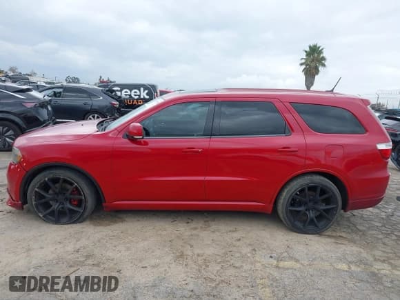 ✅ 2013 Dodge Durango R/T • VIN: 1C4SDHCT6DC676006 • Lot: 43735131. Wystawiony na IAAI z przebiegiem 184 667 mil. Bezpłatny archiwum sprzedaży aukcyjnych z USA i szczegółowy raport historii pojazdu na DreamBid. Zdjęcie 14.