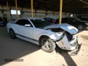 ✅ 2014 Ford Mustang Premium • VIN: 1ZVBP8EMXE5286106 • Lot: 84814985. Wystawiony na Copart z przebiegiem Nie podano. Bezpłatny archiwum sprzedaży aukcyjnych z USA i szczegółowy raport historii pojazdu na DreamBid. Zdjęcie 4.