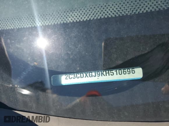 ✅ 2019 Dodge Charger Scat Pack • VIN: 2C3CDXGJ9KH510696 • Lot: 53519565. Listed on Copart with 84,487 mi. Free auction sales archive from the USA and detailed vehicle history report at DreamBid. Image 12.