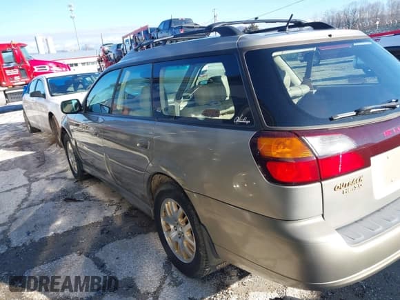 ✅ 2003 Subaru Legacy Outback L.L. Bean • VIN: 4S3BH806337635830 • Lot: 41204724. Wystawiony na IAAI z przebiegiem 175 536 mil. Bezpłatny archiwum sprzedaży aukcyjnych z USA i szczegółowy raport historii pojazdu na DreamBid. Zdjęcie 3.