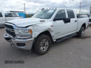 ✅ 2019 Ram 2500 Tradesman • VIN: 3C6UR5CJ3KG714722 • Лот: 43615870. Опубликован ранее на IAAI с пробегом 286 686 миль. Бесплатный доступ к архиву аукционных продаж из США и подробный отчёт об истории автомобиля на DreamBid. Изображение 2.