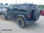 ✅ 2021 Jeep Wrangler Unlimited Willys • VIN: 1C4HJXDN7MW504854 • Lot: 42605357. Wystawiony na IAAI z przebiegiem 74 092 mil. Bezpłatny archiwum sprzedaży aukcyjnych z USA i szczegółowy raport historii pojazdu na DreamBid. Zdjęcie 3.