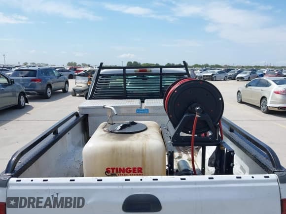 ✅ 2001 Ford F-250 XL • VIN: 1FTNF20L81EB33121 • Lot: 42902232. Listed on IAAI with 148,711 mi. Free auction sales archive from the USA and detailed vehicle history report at DreamBid. Image 8.