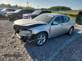 ✅ 2011 Dodge Avenger Lux • VIN: 1B3BD2FB4BN524521 • Lot: 64587955. Listed on Copart with 222,995 mi. Free auction sales archive from the USA and detailed vehicle history report at DreamBid. Image 1.