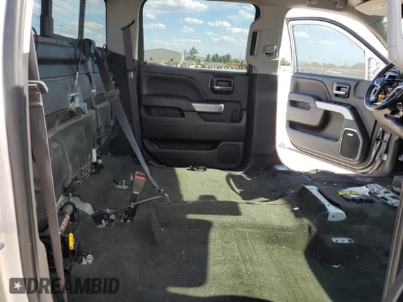 ✅ 2018 Chevrolet Silverado 1500 LTZ • VIN: 3GCUKSECXJG285779 • Lot: 56300025. Wystawiony na Copart z przebiegiem 102 316 mil. Bezpłatny archiwum sprzedaży aukcyjnych z USA i szczegółowy raport historii pojazdu na DreamBid. Zdjęcie 10.