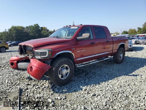 ✅ 2007 Dodge 1500 Laramie • VIN: 3D7KS19DX7G726541 • Lot: 71788575. Wystawiony na Copart z przebiegiem 200 069 mil. Bezpłatny archiwum sprzedaży aukcyjnych z USA i szczegółowy raport historii pojazdu na DreamBid. Zdjęcie 1.
