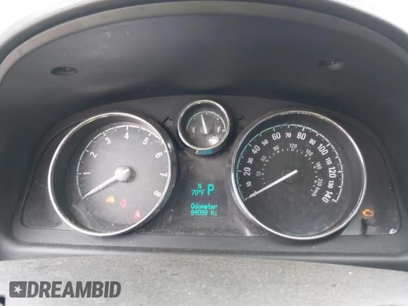 ✅ 2013 Chevrolet Captiva Sport LT • VIN: 3GNAL3EK8DS627381 • Lot: 41493770. Wystawiony na IAAI z przebiegiem 84 089 mil. Bezpłatny archiwum sprzedaży aukcyjnych z USA i szczegółowy raport historii pojazdu na DreamBid. Zdjęcie 7.