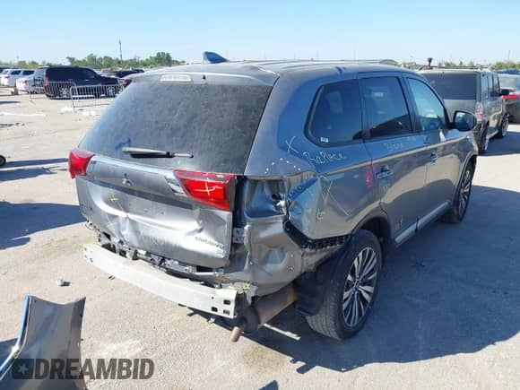 2019 Mitsubishi Outlander ES с VIN JA4AZ3A3XKZ023704, выставлен на аукционе IAAI как лот 40445416 с пробегом 115 939 миль миль и . История ставок и продаж доступна на DreamBid. Изображение 4.