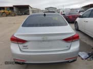 ✅ 2015 Hyundai Genesis 3.8L • VIN: KMHGN4JE7FU035990 • Lot: 41118477. Wystawiony na IAAI z przebiegiem 35 383 mil. Bezpłatny archiwum sprzedaży aukcyjnych z USA i szczegółowy raport historii pojazdu na DreamBid. Zdjęcie 17.