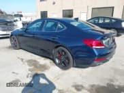 ✅ 2020 Genesis G70 3.3T • VIN: KMTG34LE1LU053230 • Lot: 43811061. Listed on IAAI with 33,832 mi. Free auction sales archive from the USA and detailed vehicle history report at DreamBid. Image 3.