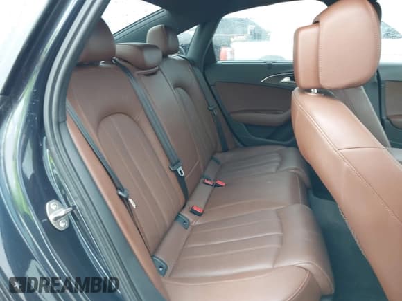 ✅ 2017 Audi A6 Prestige • VIN: WAUH2AFC0HN063731 • Lot: 41676606. Wystawiony na IAAI z przebiegiem 79 919 mil. Bezpłatny archiwum sprzedaży aukcyjnych z USA i szczegółowy raport historii pojazdu na DreamBid. Zdjęcie 8.