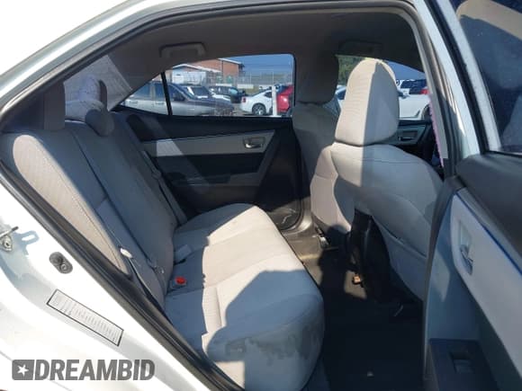 ✅ 2014 Toyota Corolla L • VIN: 5YFBURHE1EP116113 • Lot: 43208078. Listed on IAAI with 307,128 mi. Free auction sales archive from the USA and detailed vehicle history report at DreamBid. Image 8.