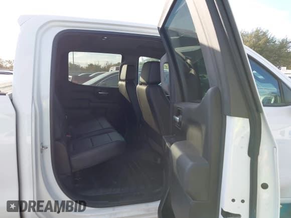 ✅ 2020 Chevrolet Silverado 1500 Work Truck • VIN: 3GCPYAEH2LG212541 • Lot: 43691521. Wystawiony na IAAI z przebiegiem 69 005 mil. Bezpłatny archiwum sprzedaży aukcyjnych z USA i szczegółowy raport historii pojazdu na DreamBid. Zdjęcie 8.