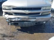 ✅ 2005 Chevrolet Suburban LT • VIN: 3GNFK16Z85G130750 • Лот: 41440889. Опубликован ранее на IAAI с пробегом 292 894 миль. Бесплатный доступ к архиву аукционных продаж из США и подробный отчёт об истории автомобиля на DreamBid. Изображение 6.