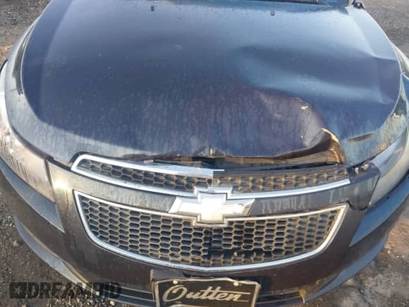 2014 Chevrolet Cruze LS with VIN 1G1PA5SG9E7198443, listed as a IAAI auction lot 43258019 with 129,257 mi miles and . Bid and sale history available at DreamBid. Image 6.