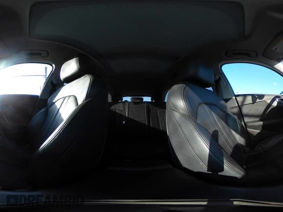 ✅ 2018 Audi A4 allroad Premium Plus • VIN: WA18NAF44JA231266 • Lot: 42464750. Wystawiony na IAAI z przebiegiem 89 992 mil. Bezpłatny archiwum sprzedaży aukcyjnych z USA i szczegółowy raport historii pojazdu na DreamBid. Zdjęcie 18.