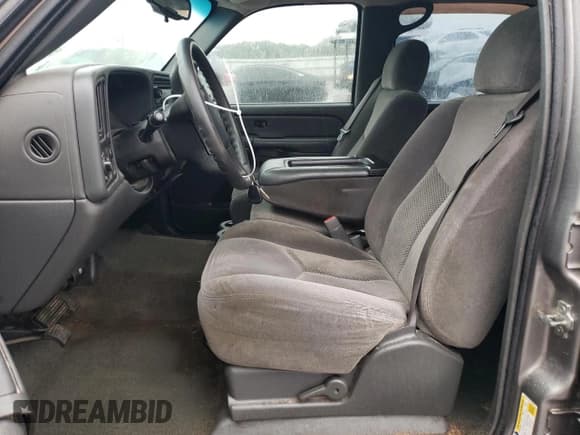 ✅ 2007 Chevrolet Silverado 1500 LS • VIN: 2GCEC13V171129275 • Lot: 73748914. Listed on Copart with 266,116 mi. Free auction sales archive from the USA and detailed vehicle history report at DreamBid. Image 7.
