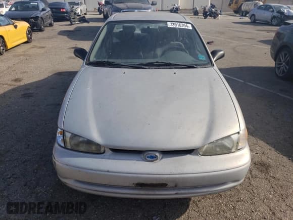 ✅ 2001 Chevrolet Prizm • VIN: 1Y1SK52811Z447352 • Лот: 73916394. Опубликован ранее на Copart с пробегом 89 265 миль. Бесплатный доступ к архиву аукционных продаж из США и подробный отчёт об истории автомобиля на DreamBid. Изображение 5.