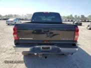 ✅ 2003 Chevrolet Silverado 2500HD LS • VIN: 1GCHC29183E114983 • Lot: 75506984. Wystawiony na Copart z przebiegiem 148 474 mil. Bezpłatny archiwum sprzedaży aukcyjnych z USA i szczegółowy raport historii pojazdu na DreamBid. Zdjęcie 6.