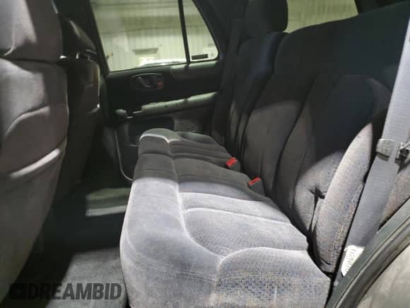 2000 Chevrolet Blazer LT with VIN 1GNDT13W8Y2260247, listed as a Copart auction lot 61902915 with 280,378 mi miles and Salvage title. Bid and sale history available at DreamBid. Image 11.