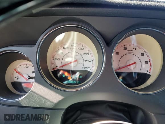 ✅ 2012 Dodge Challenger R/T • VIN: 2C3CDYBT0CH294706 • Lot: 81758704. Wystawiony na Copart z przebiegiem 186 289 mil. Bezpłatny archiwum sprzedaży aukcyjnych z USA i szczegółowy raport historii pojazdu na DreamBid. Zdjęcie 9.