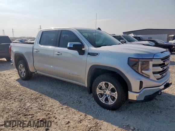 ✅ 2022 GMC Sierra 1500 SLE • VIN: 3GTUUBED4NG623878 • Лот: 68942895. Опубликован ранее на Copart с пробегом 71 983 миль. Бесплатный доступ к архиву аукционных продаж из США и подробный отчёт об истории автомобиля на DreamBid. Изображение 4.