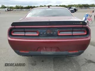 ✅ 2020 Dodge Challenger R/T Scat Pack • VIN: 2C3CDZFJ3LH156673 • Lot: 71712684. Wystawiony na Copart z przebiegiem 37 078 mil. Bezpłatny archiwum sprzedaży aukcyjnych z USA i szczegółowy raport historii pojazdu na DreamBid. Zdjęcie 6.