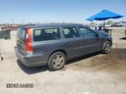 ✅ 2007 Volvo V70 2.5L Turbo • VIN: YV1SW592372660423 • Lot: 61274705. Listed on Copart with 167,167 mi. Free auction sales archive from the USA and detailed vehicle history report at DreamBid. Image 3.