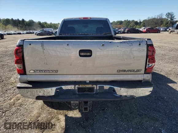 ✅ 2004 Chevrolet Silverado 1500 LS • VIN: 1GCEK14T74E177468 • Лот: 72660584. Опубликован ранее на Copart с пробегом Не указан. Бесплатный доступ к архиву аукционных продаж из США и подробный отчёт об истории автомобиля на DreamBid. Изображение 6.