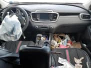 ✅ 2019 Kia Sorento LX • VIN: 5XYPGDA51KG489971 • Лот: 41642655. Опубликован ранее на Copart с пробегом 117 702 миль. Бесплатный доступ к архиву аукционных продаж из США и подробный отчёт об истории автомобиля на DreamBid. Изображение 8.