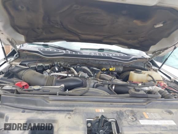 ✅ 2017 Ford F-250 • VIN: 1FD7X2BT3HED33204 • Lot: 42763137. Listed on IAAI with 125,270 mi. Free auction sales archive from the USA and detailed vehicle history report at DreamBid. Image 9.