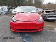 ✅ 2022 Tesla Model Y Performance • VIN: 7SAYGDEF6NF379665 • Lot: 43461107. Wystawiony na IAAI z przebiegiem 31 393 mil. Bezpłatny archiwum sprzedaży aukcyjnych z USA i szczegółowy raport historii pojazdu na DreamBid. Zdjęcie 11.