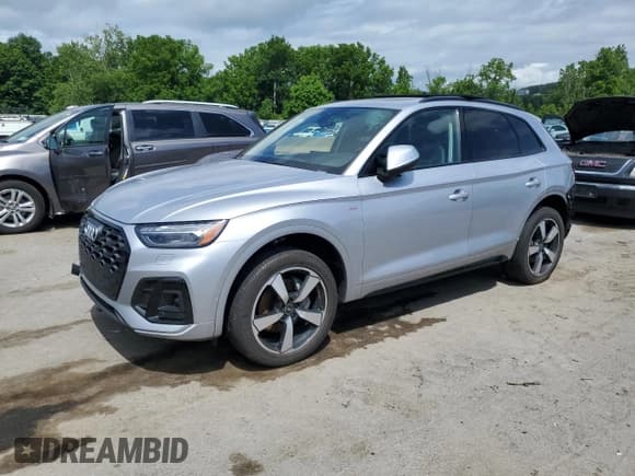 ✅ 2023 Audi Q5 S line Prestige • VIN: WA1FAAFY8P2007619 • Lot: 63027495. Wystawiony na Copart z przebiegiem Nie podano. Bezpłatny archiwum sprzedaży aukcyjnych z USA i szczegółowy raport historii pojazdu na DreamBid. Zdjęcie 1.