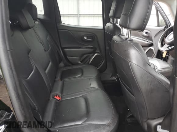 ✅ 2019 Jeep Renegade Limited • VIN: ZACNJBD14KPK08927 • Lot: 90316755. Wystawiony na Copart z przebiegiem 87 945 mil. Bezpłatny archiwum sprzedaży aukcyjnych z USA i szczegółowy raport historii pojazdu na DreamBid. Zdjęcie 11.