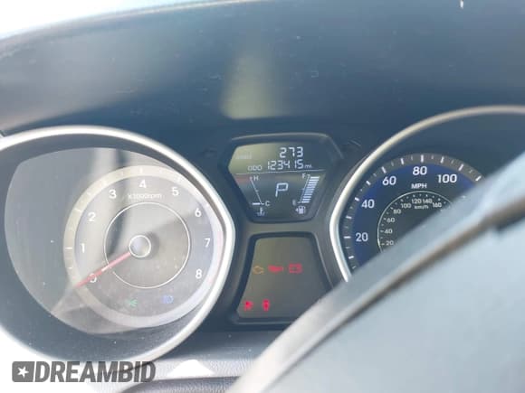 ✅ 2013 Hyundai Elantra SE • VIN: KMHDH6AE1DU020341 • Лот: 42753011. Опубликован ранее на IAAI с пробегом 123 415 миль. Бесплатный доступ к архиву аукционных продаж из США и подробный отчёт об истории автомобиля на DreamBid. Изображение 7.