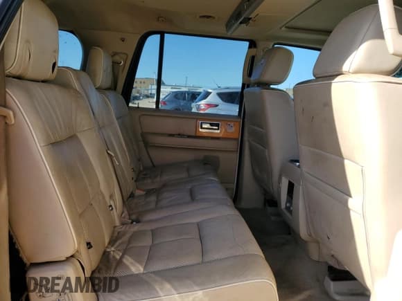 ✅ 2007 Lincoln Navigator • VIN: 5LMFL27577LJ13248 • Lot: 85547534. Listed on Copart with 130,993 mi. Free auction sales archive from the USA and detailed vehicle history report at DreamBid. Image 11.