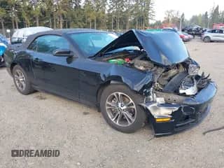 2014 Ford Mustang V6 с VIN 1ZVBP8EM9E5279440, выставлен на аукционе IAAI как лот 43498168 с пробегом 87 076 миль миль и . История ставок и продаж доступна на DreamBid. Изображение 1.