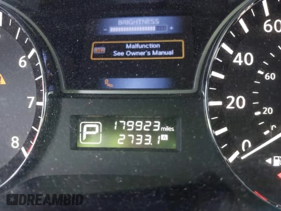 ✅ 2015 Nissan Pathfinder SV • VIN: 5N1AR2MNXFC602760 • Lot: 41693658. Listed on IAAI with 179,923 mi. Free auction sales archive from the USA and detailed vehicle history report at DreamBid. Image 7.