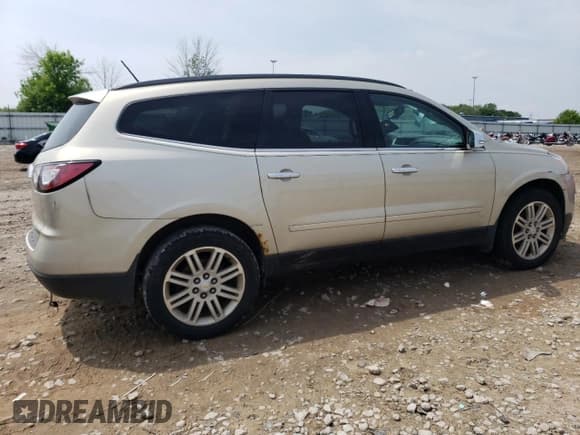 ✅ 2014 Chevrolet Traverse LT • VIN: 1GNKVGKD3EJ177573 • Lot: 57411934. Wystawiony na Copart z przebiegiem 147 698 mil. Bezpłatny archiwum sprzedaży aukcyjnych z USA i szczegółowy raport historii pojazdu na DreamBid. Zdjęcie 3.