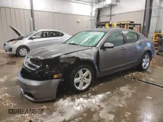 ✅ 2013 Dodge Avenger SXT • VIN: 1C3CDZCB0DN709544 • Lot: 78014114. Wystawiony na Copart z przebiegiem 109 267 mil. Bezpłatny archiwum sprzedaży aukcyjnych z USA i szczegółowy raport historii pojazdu na DreamBid. Zdjęcie 1.