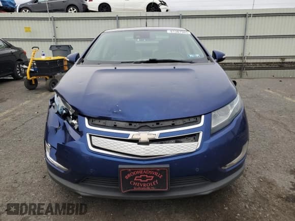 ✅ 2013 Chevrolet Volt • VIN: 1G1RD6E41DU141340 • Lot: 91387965. Wystawiony na Copart z przebiegiem 209 891 mil. Bezpłatny archiwum sprzedaży aukcyjnych z USA i szczegółowy raport historii pojazdu na DreamBid. Zdjęcie 5.