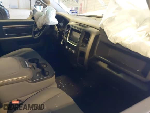 2013 Ram 1500 Express с VIN 3C6JR6AT9DG540610, выставлен на аукционе IAAI как лот 42667456 с пробегом 69 050 миль миль и . История ставок и продаж доступна на DreamBid. Изображение 5.