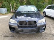 ✅ 2013 BMW X6 xDrive35i • VIN: 5UXFG2C54DL784534 • Лот: 82050805. Опубликован ранее на Copart с пробегом 99 326 миль. Бесплатный доступ к архиву аукционных продаж из США и подробный отчёт об истории автомобиля на DreamBid. Изображение 5.
