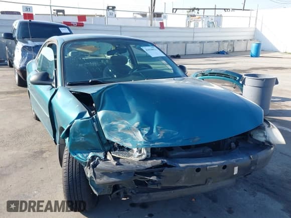 ✅ 1998 Ford Escort • VIN: 3FALP1138WR100529 • Lot: 41038021. Wystawiony na IAAI z przebiegiem 214 877 mil. Bezpłatny archiwum sprzedaży aukcyjnych z USA i szczegółowy raport historii pojazdu na DreamBid. Zdjęcie 6.