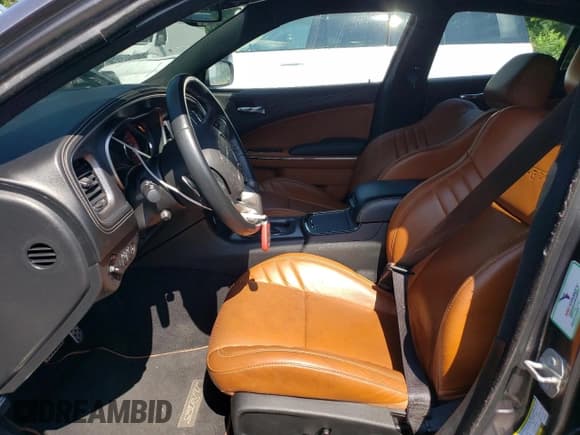 ✅ 2022 Dodge Charger SRT Hellcat Widebody • VIN: 2C3CDXL91NH194260 • Lot: 63036995. Wystawiony na Copart z przebiegiem 9 522 mil. Bezpłatny archiwum sprzedaży aukcyjnych z USA i szczegółowy raport historii pojazdu na DreamBid. Zdjęcie 7.